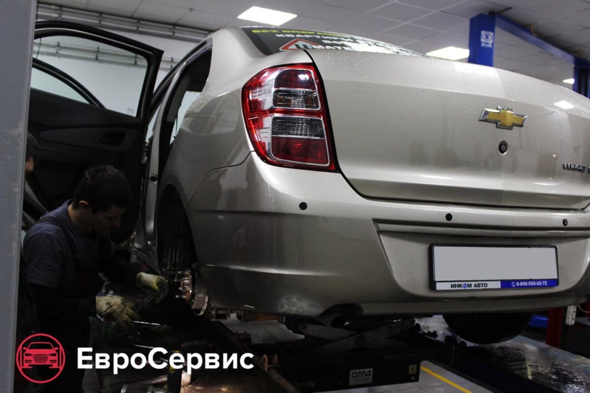 Работа автотехцентра «Евросервис»