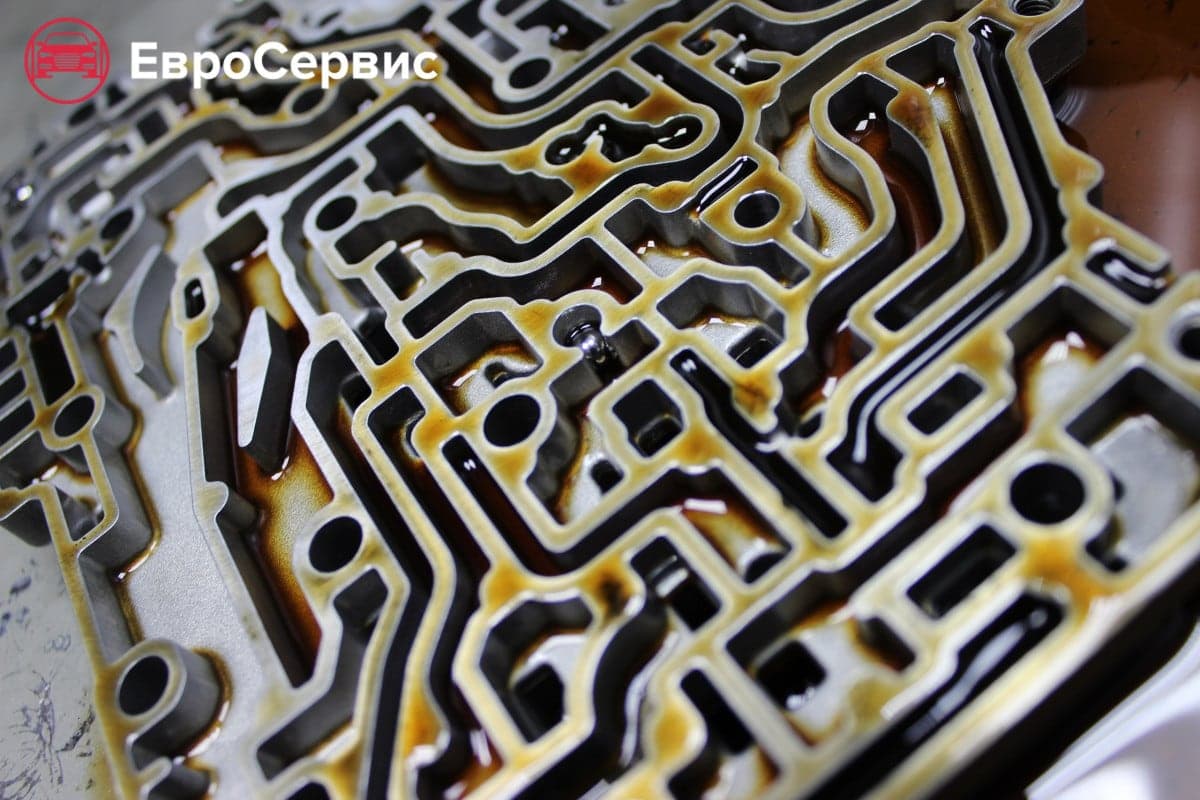 Работа автотехцентра «Евросервис»